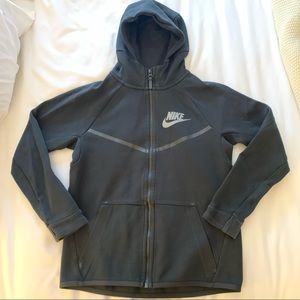 Boys Nike sweatshirt hoodie jacket size L